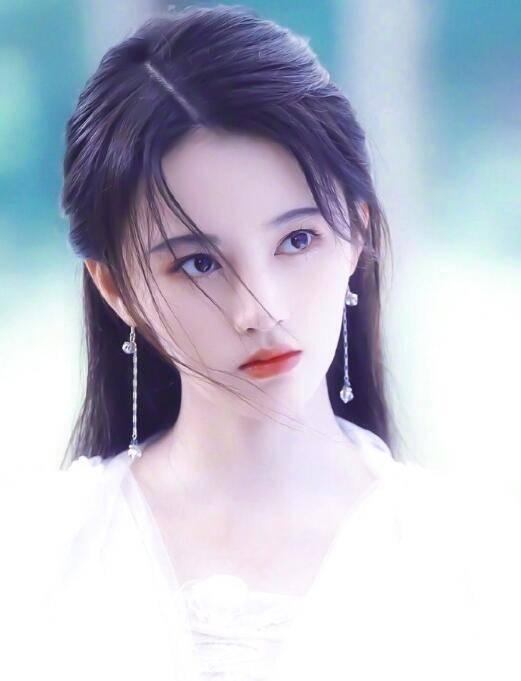 爆料鞠婧祎被圈内艺人追,揭秘明星背后的情感纠葛” 第1张 爆料鞠婧祎被圈内艺人追,揭秘明星背后的情感纠葛” 第1张